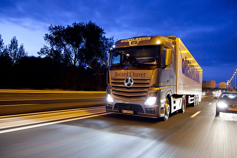 משאית מרצדס בנץ; מרצדס מכרה הכי הרבה משאיות כבדות באירופה ב-2012